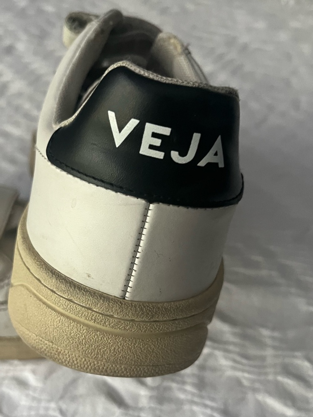 Veja White Sneakers with Black V Logo and Off-White Sole - Picture 2 of 6
